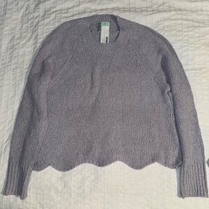 Cotton Emporium Miriam Cropped Scalloped Hem Pullover Light Purple